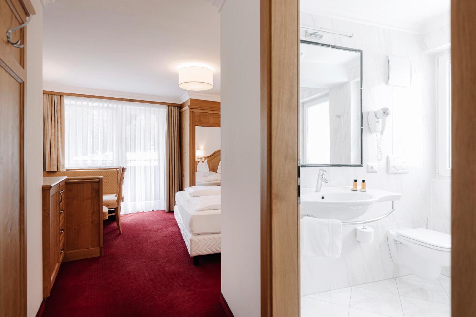סלבה די ואל גרדנה Hotel Ingram מראה חיצוני תמונה