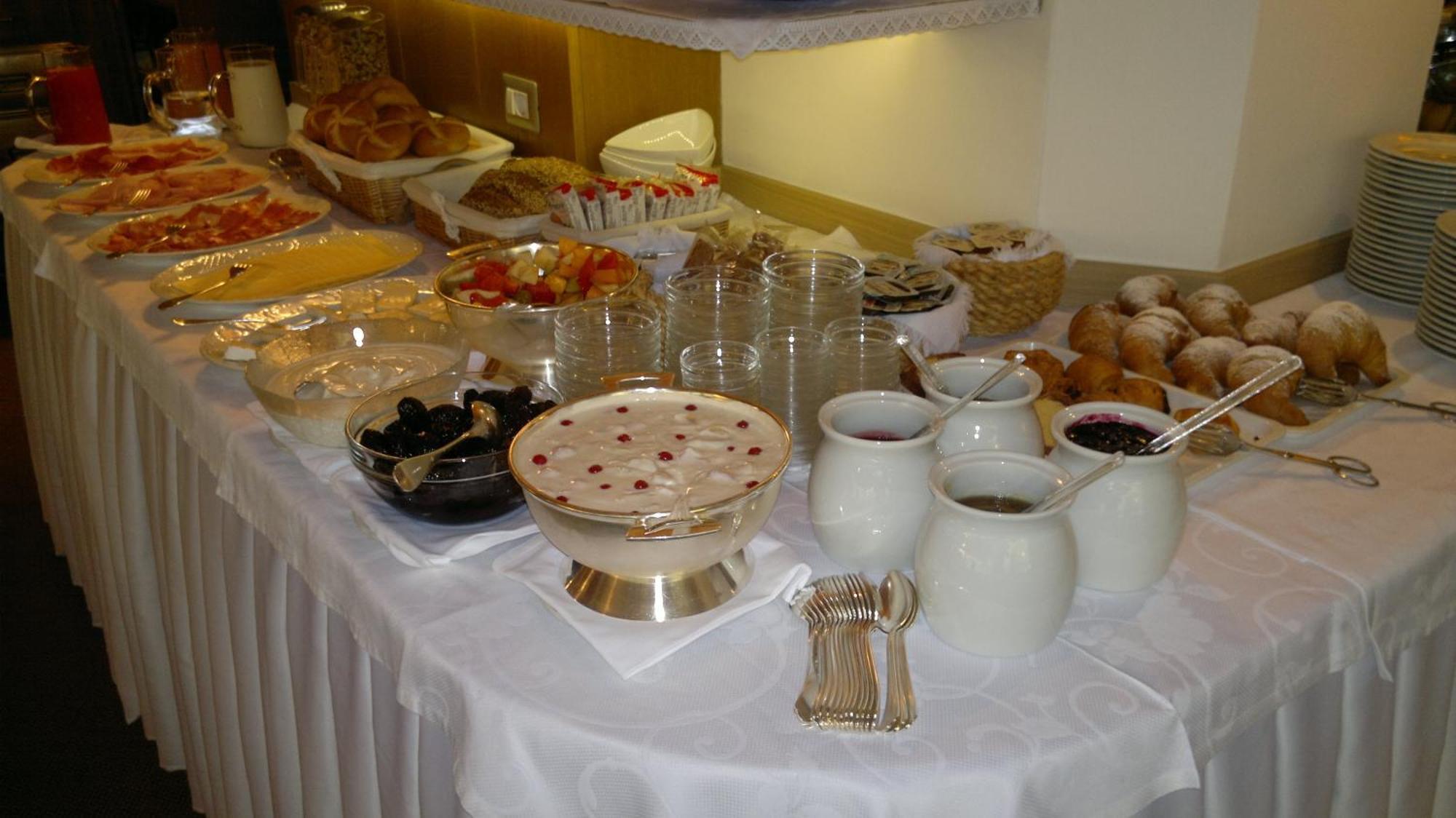 סלבה די ואל גרדנה Hotel Ingram מראה חיצוני תמונה